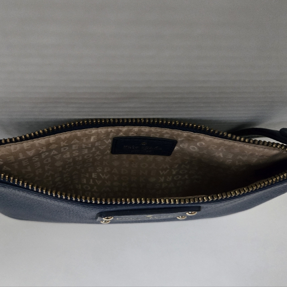 Kate Spade Wristlet - Picture 4 of 7